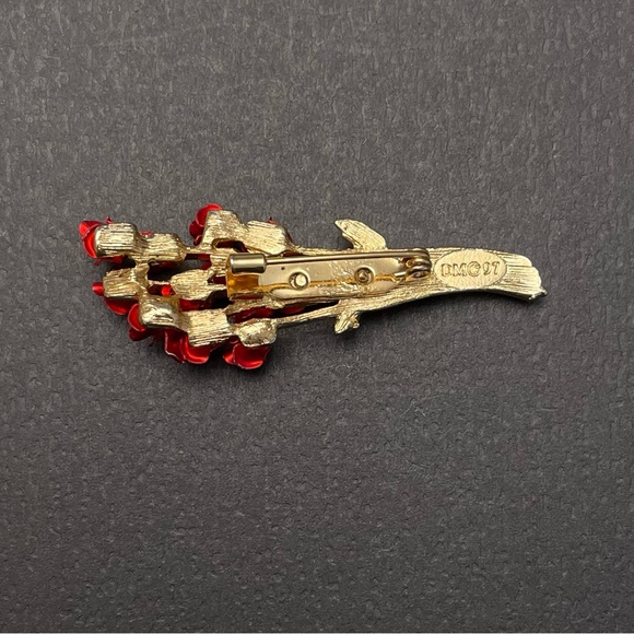 Vintage David Monn Brooch Dozen Red Roses Bouquet Signed - Picture 4 of 8